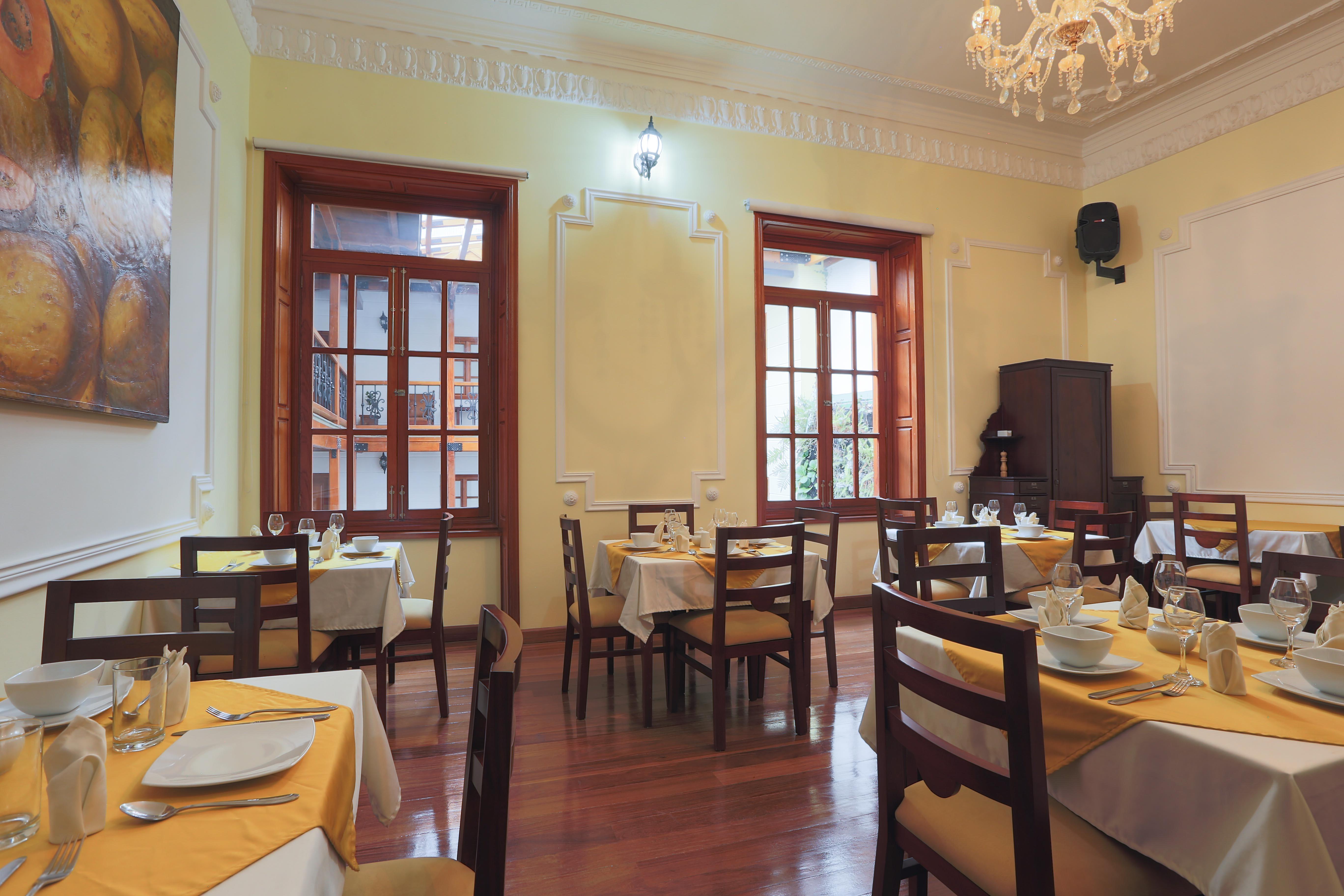 圣露西亚精品温泉酒店 波哥大 外观 照片 Restaurant in Salta City