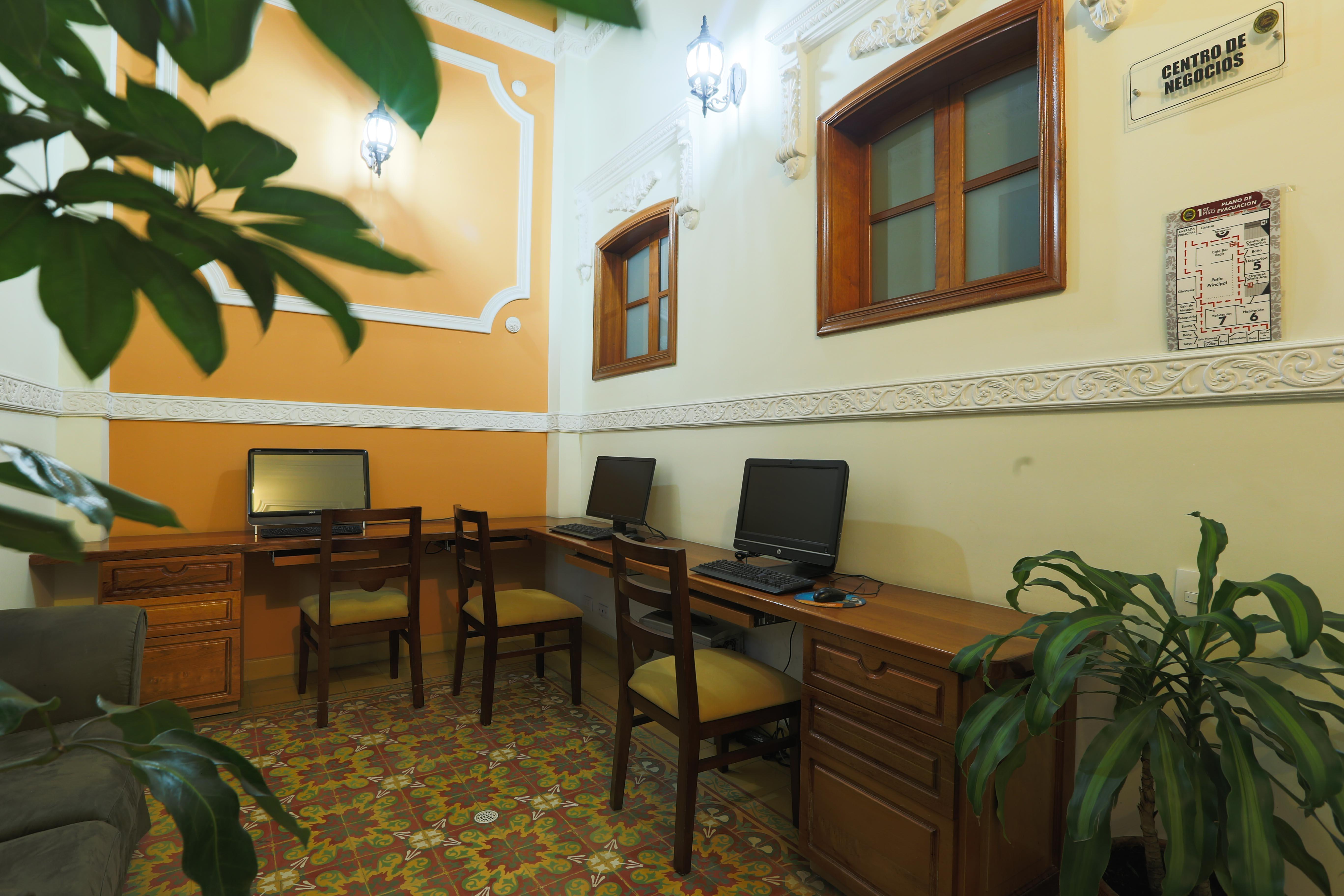 圣露西亚精品温泉酒店 波哥大 外观 照片 Internet room