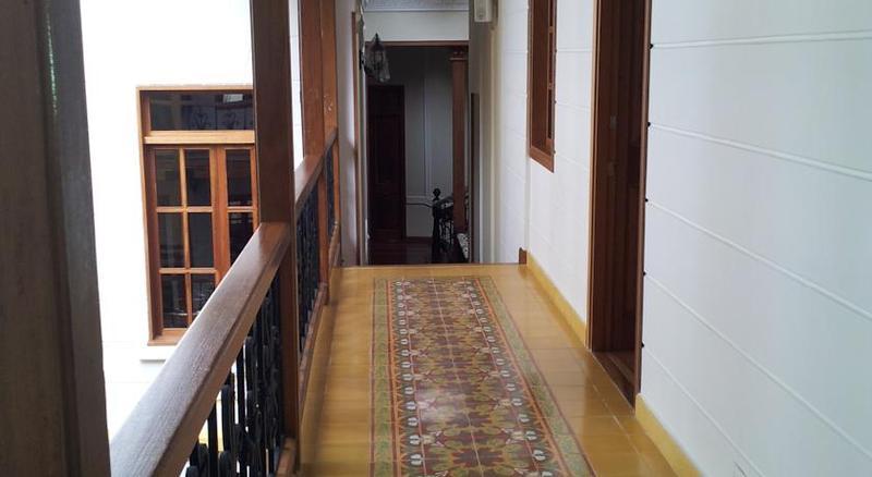 圣露西亚精品温泉酒店 波哥大 外观 照片 A corridor in a house