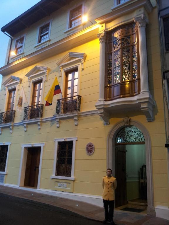圣露西亚精品温泉酒店 波哥大 外观 照片 Ecuadorian Embassy in Lima